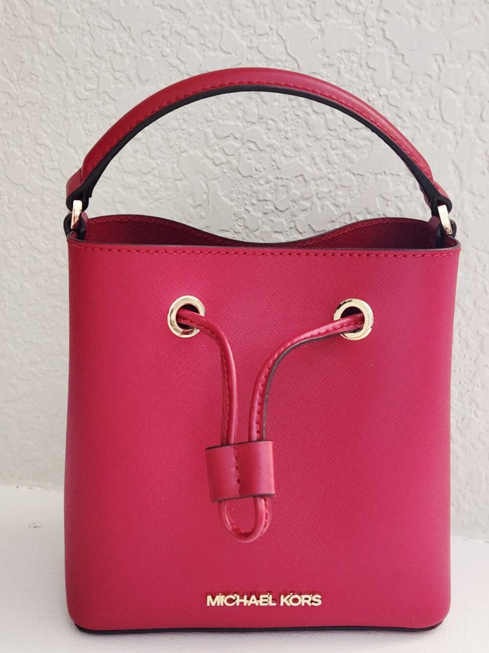 New Michael Kors Suri Small Bucket Shoulder Bag Purse